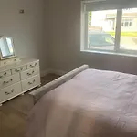 Spacious 5 Bedroom House In * 班克拉那