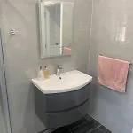 Spacious 5 Bedroom House In * 班克拉那