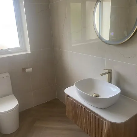 Spacious 5 Bedroom House In