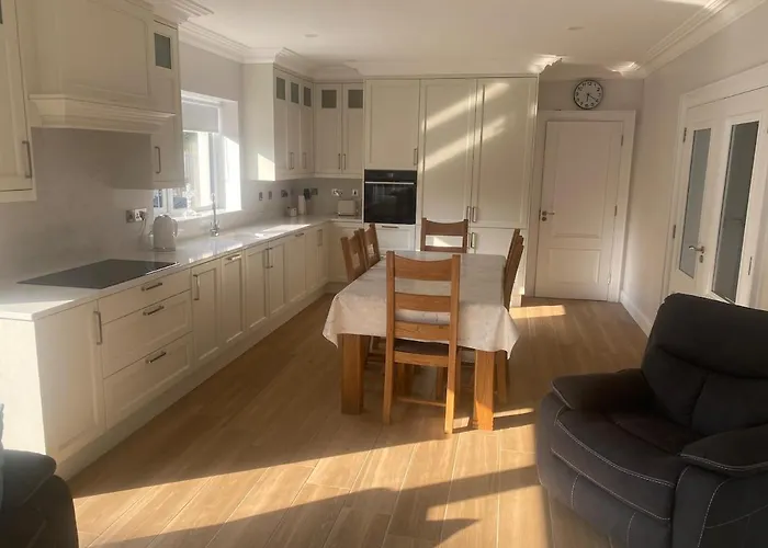 Сasa de vacaciones Spacious 5 Bedroom House In Buncrana