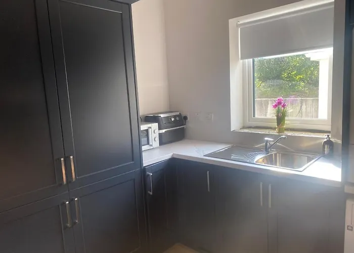 Spacious 5 Bedroom House In